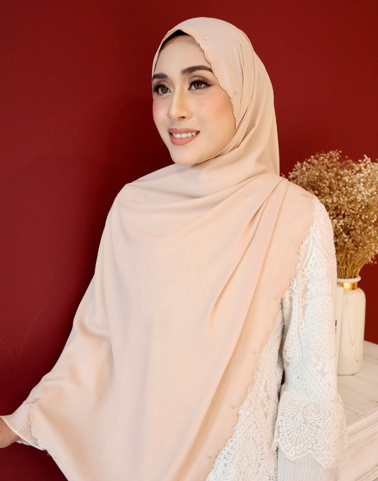 Seri Embroidered Soft Pink